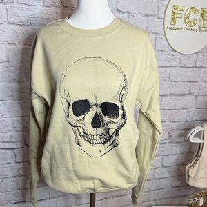 Skull Graphic Crewneck Sweatshirt